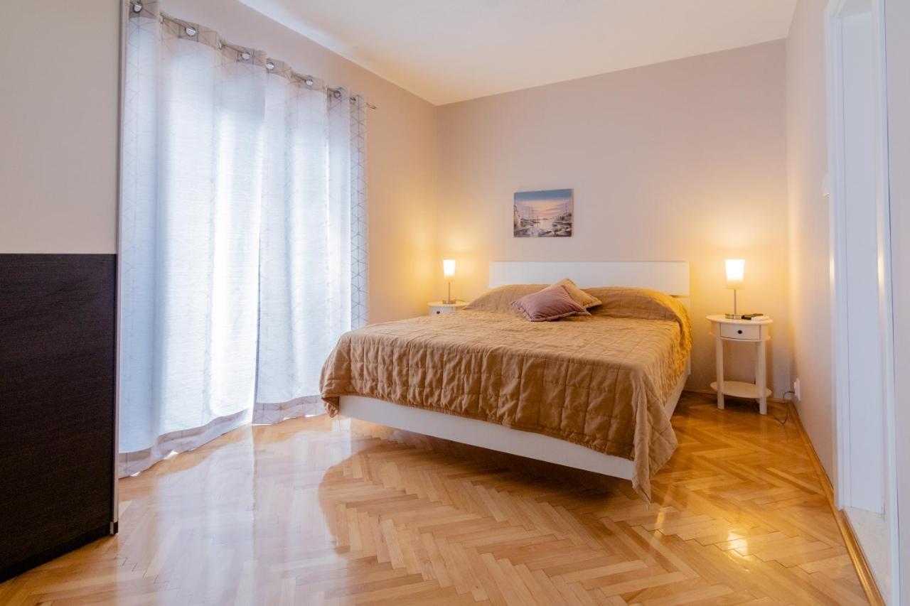 Cozy Studio Vanja Vodice Apartment Luaran gambar