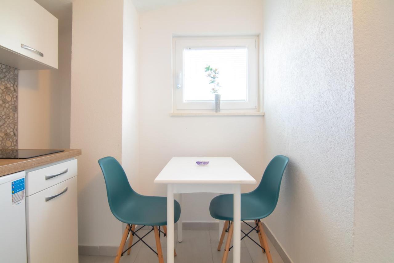 Cozy Studio Vanja Vodice Apartment Luaran gambar